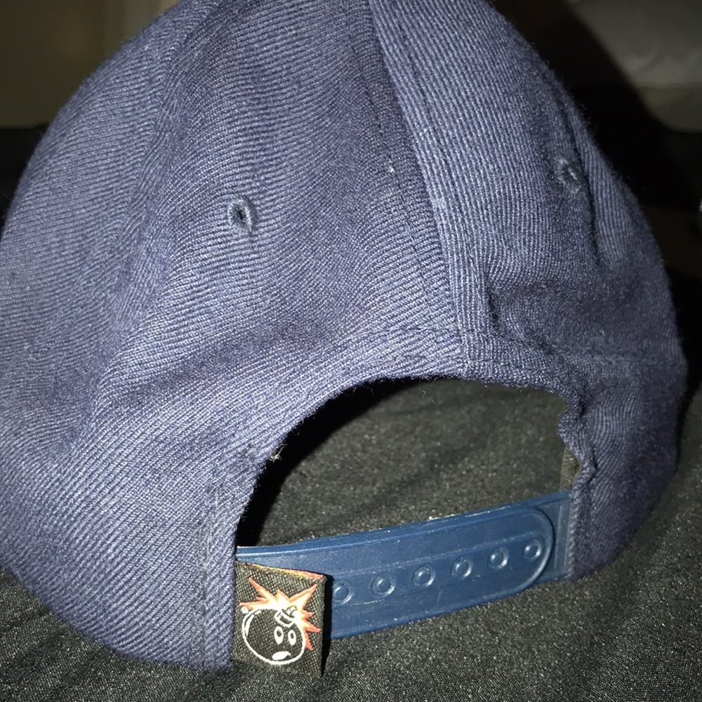 Hundreds SnapBack - Picture 2 of 3